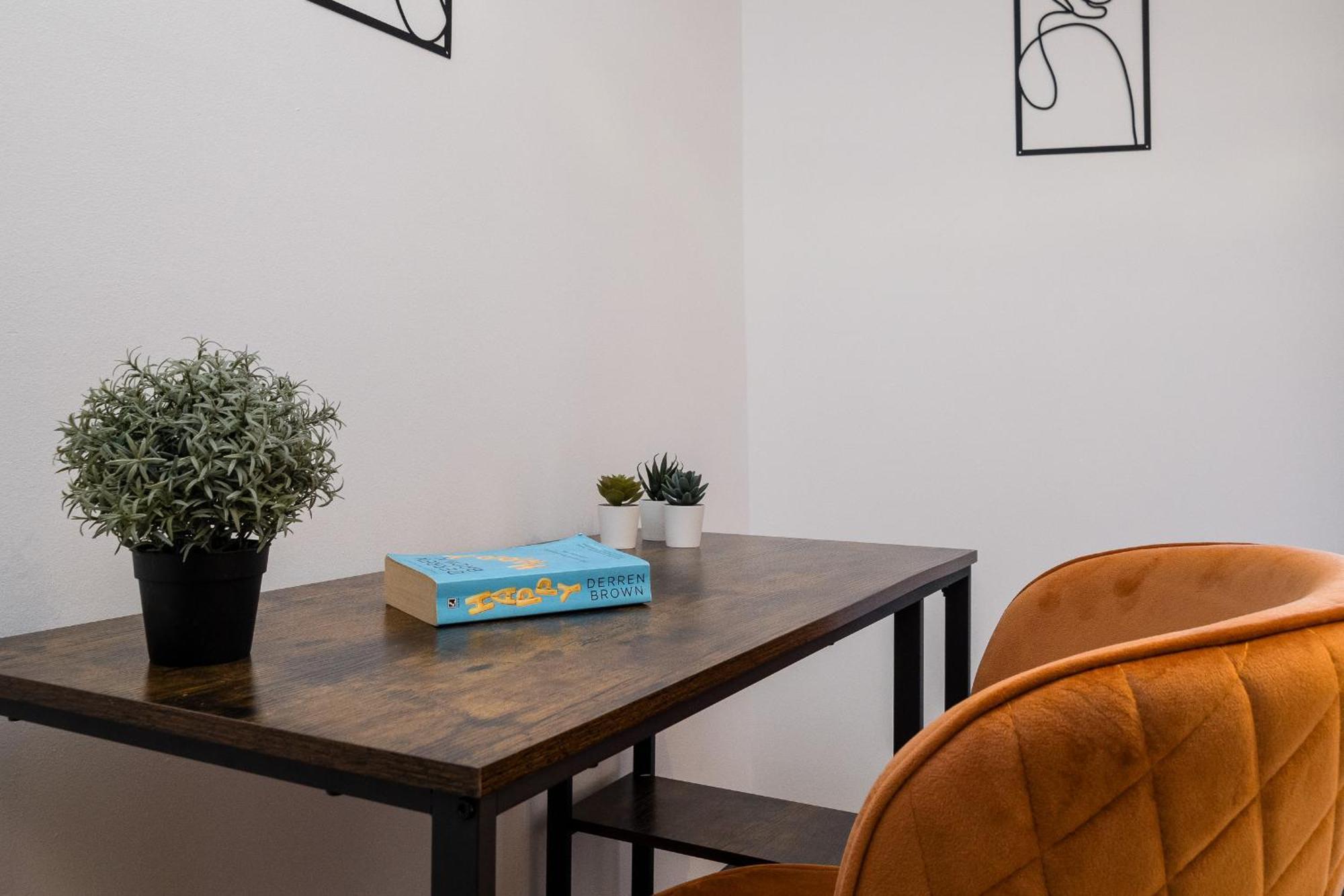 Spacious 6 Ensuite Bedroom House In Central London Exteriör bild