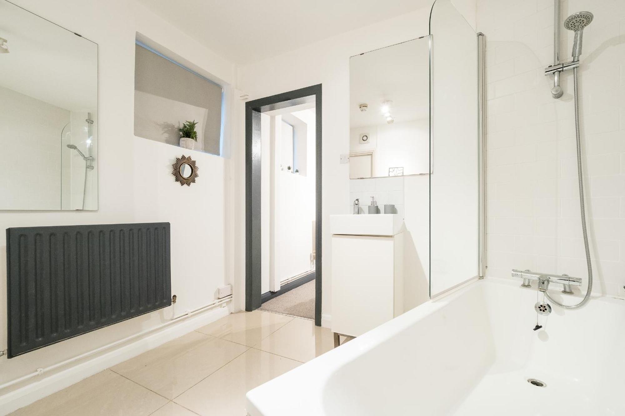 Spacious 6 Ensuite Bedroom House In Central London Exteriör bild